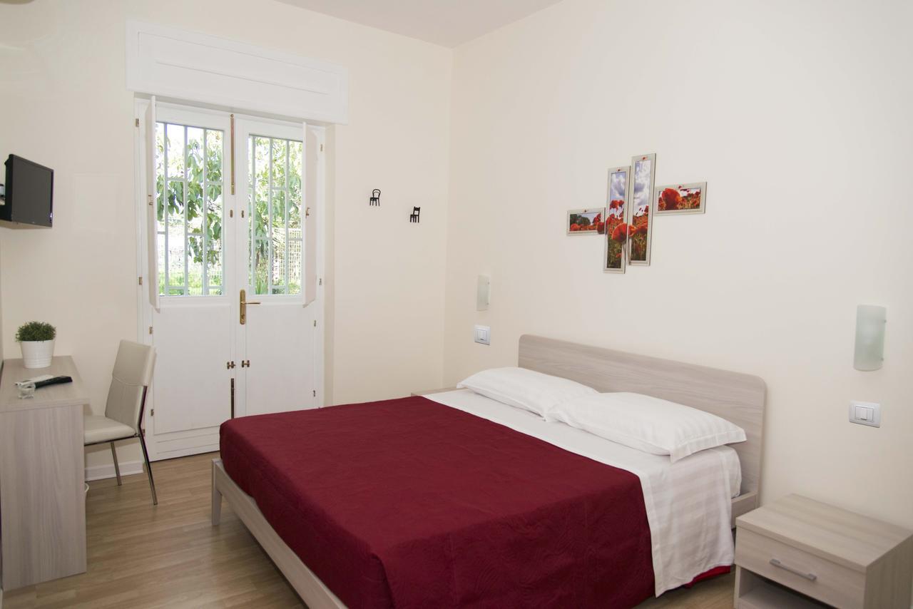 B&B Nicola'S Home ปอมเปอี ภายนอก รูปภาพ