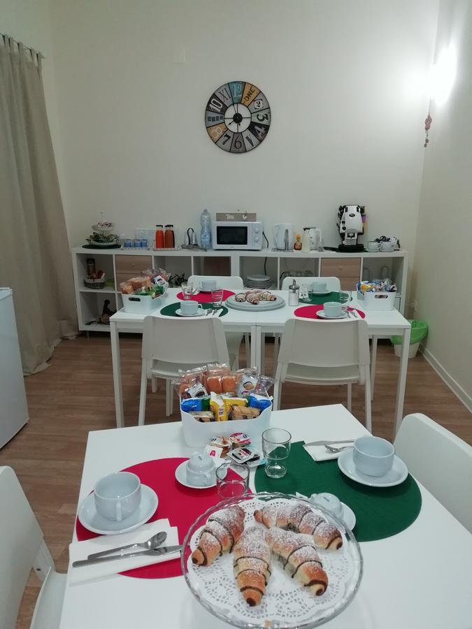 B&B Nicola'S Home ปอมเปอี ภายนอก รูปภาพ
