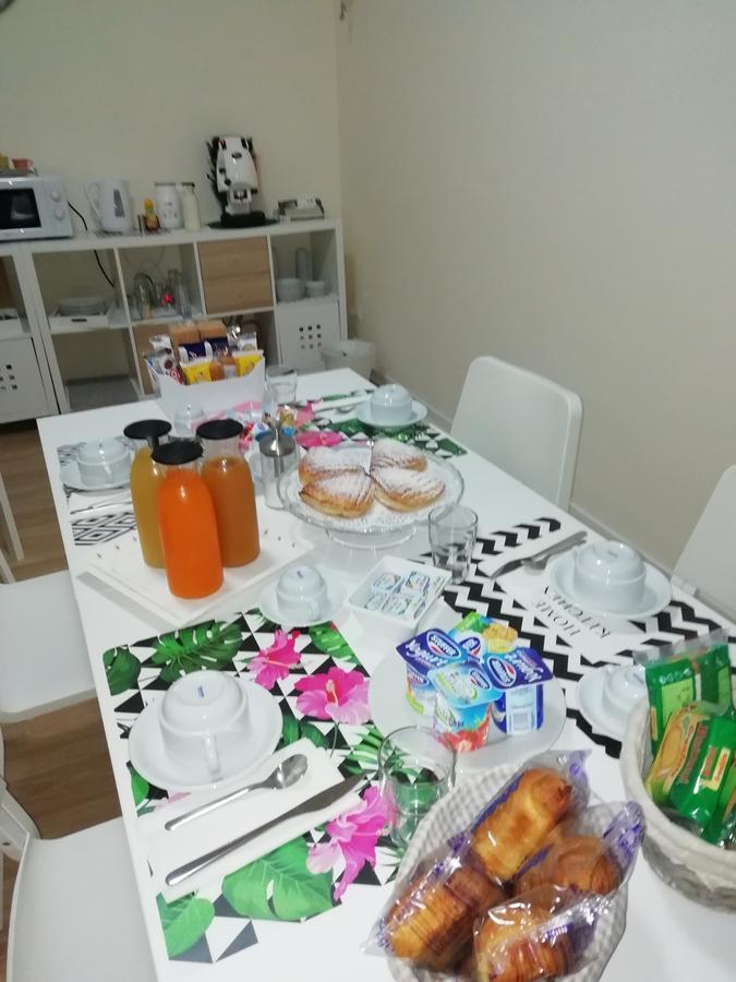 B&B Nicola'S Home ปอมเปอี ภายนอก รูปภาพ